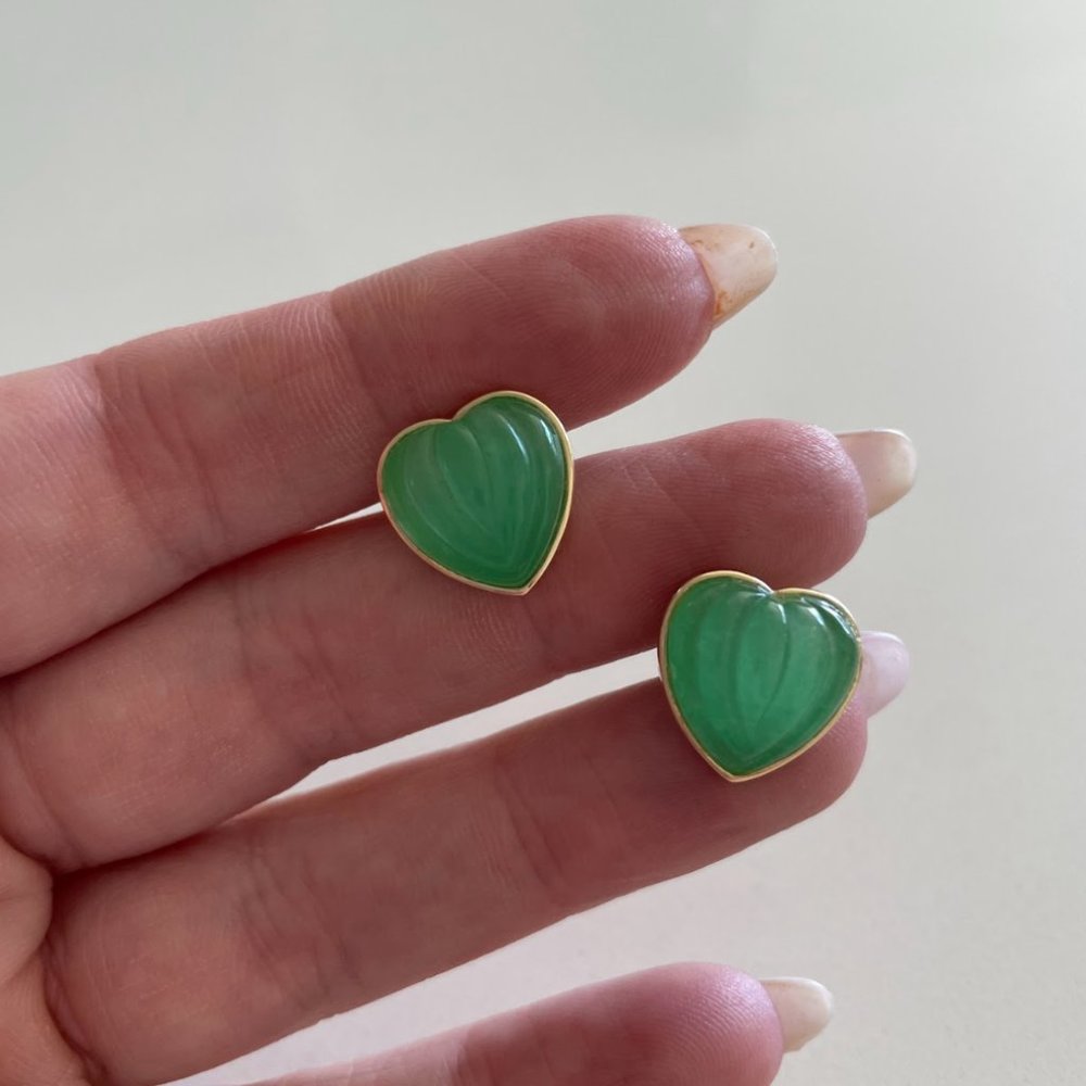 Vintage Estate Jade Heart Stud Earrings in 14k
